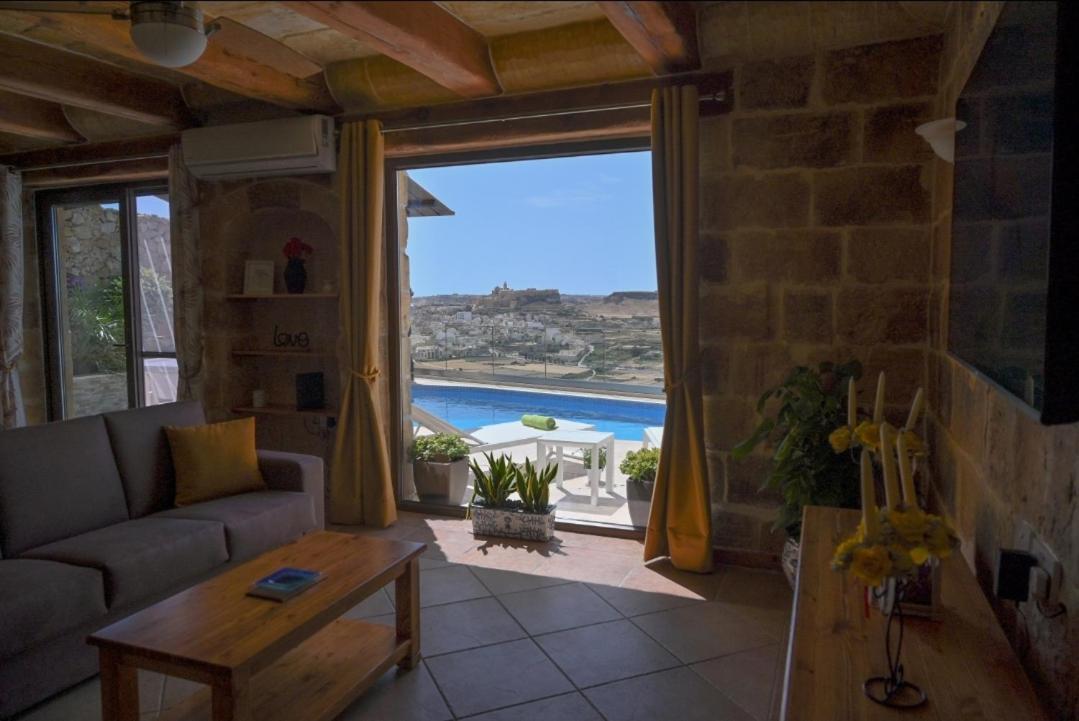 Ta' Nikola Farmhouse, Xagħra Екстериор снимка